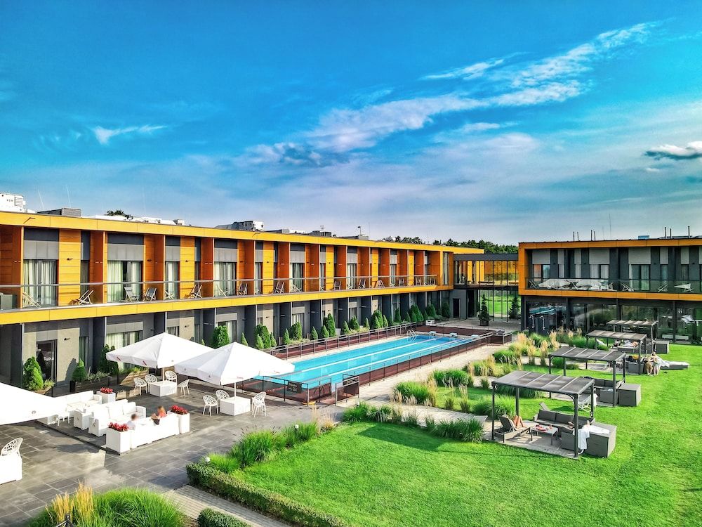 Hotel Bonifacio SPA&SPORT Resort 4 estrelas em Sochocin