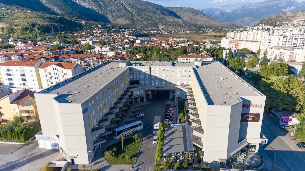City Hotel Mostar -1 estrellas en Mostar