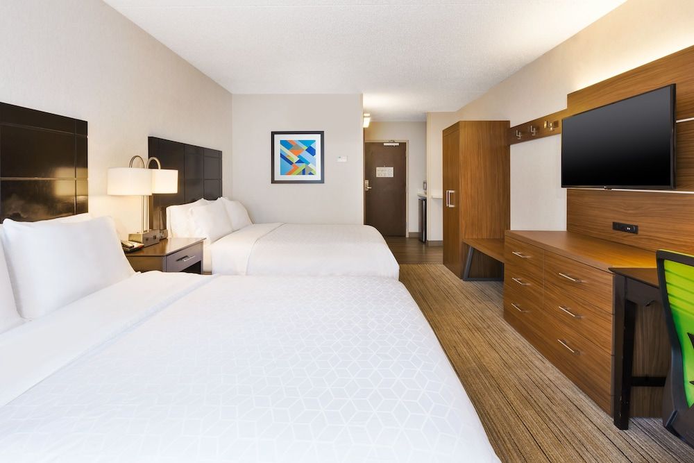 Holiday Inn Express Waldorf by IHG 3