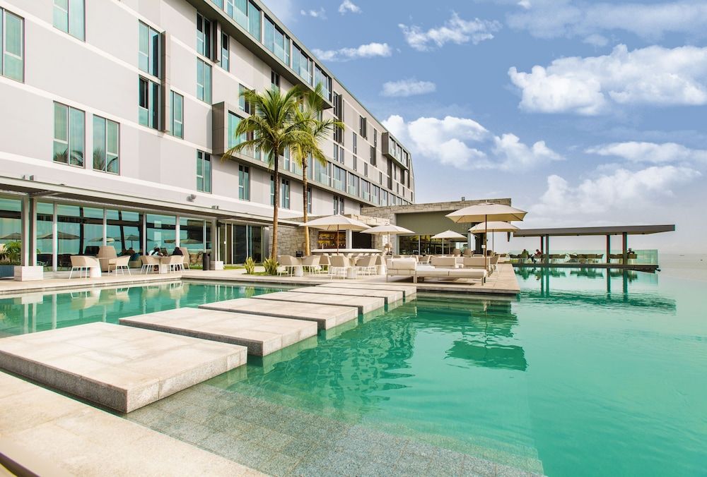 Noom Hotel Conakry 5 étoiles à Conakry