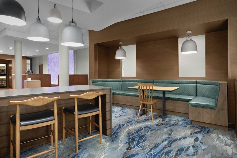 Fairfield Inn & Suites Jeffersonville I-71 2