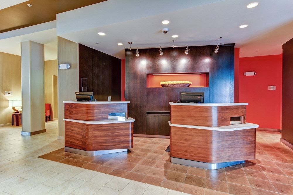 Courtyard by Marriott Bridgeport Clarksburg 3