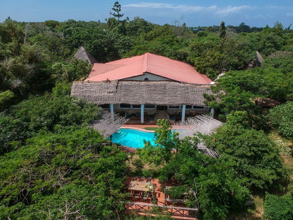 Distant Relatives Ecolodge & Backpackers 3 estrelas em Kilifi