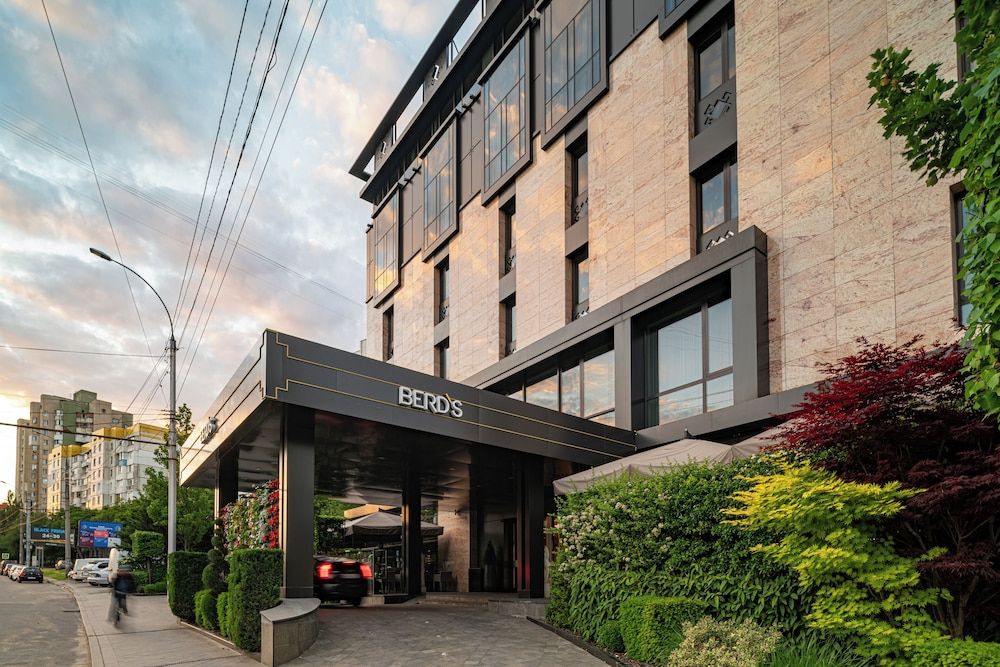 BERD'S Hotel 5 estrellas en Chişinău