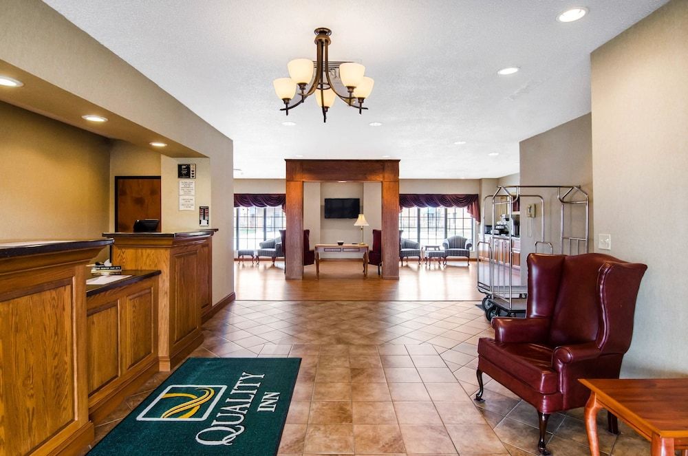 Quality Inn Summersville 2