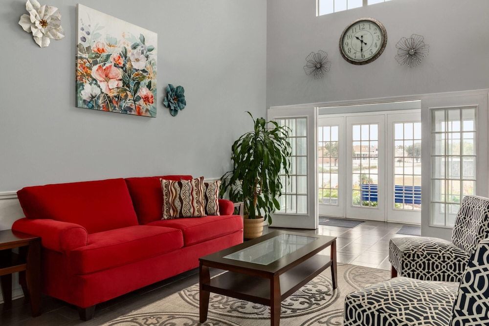 Baymont by Wyndham Albany at Albany Mall 3