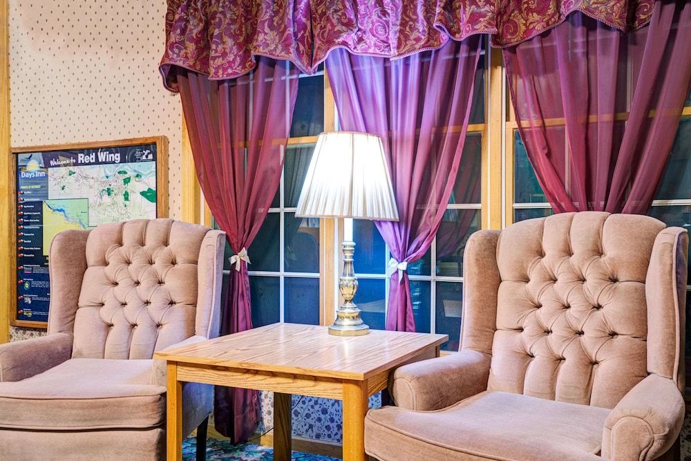 Travelodge by Wyndham Red Wing 2