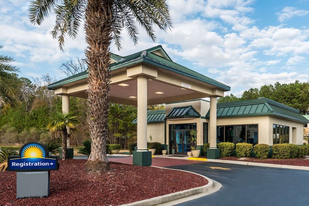 Days Inn by Wyndham Richmond Hill/Savannah 2 estrelas em Richmond Hill