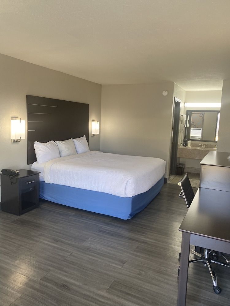 Days Inn by Wyndham Moss Point Pascagoula 3