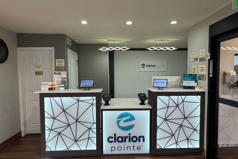 Clarion Pointe Athens I-65 2