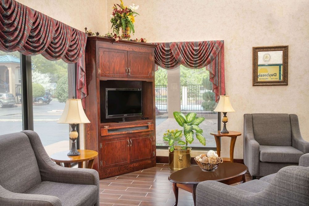 Days Inn by Wyndham Thomaston 2