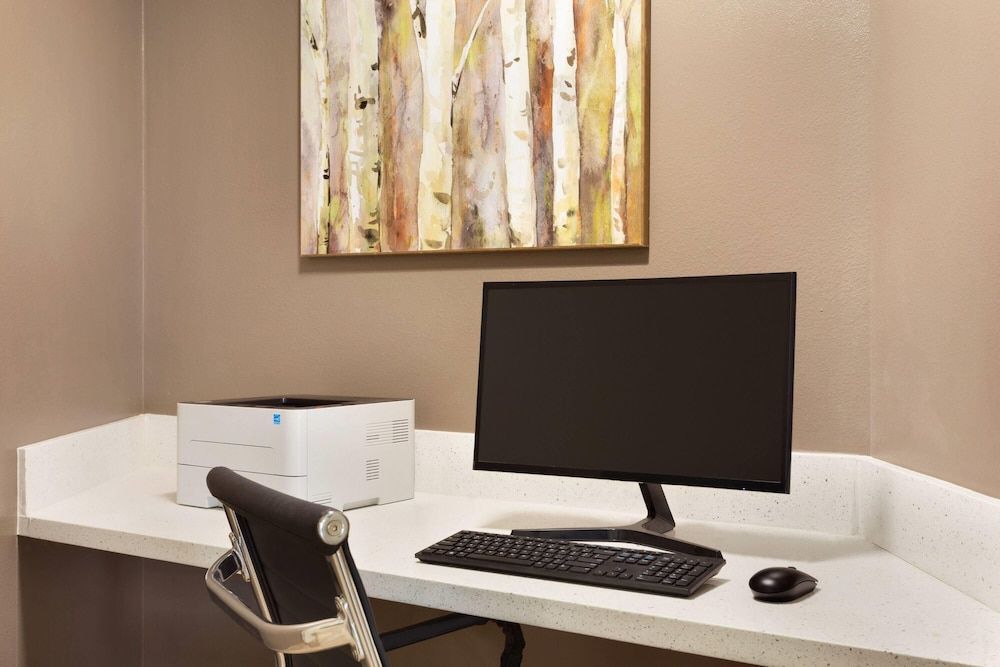 Hawthorn Extended Stay by Wyndham Saint Robert 3 étoiles à St. Robert