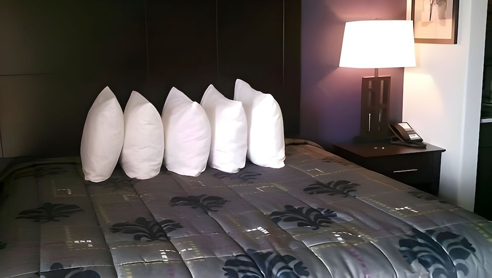 Studio 6 Beeville, TX 3