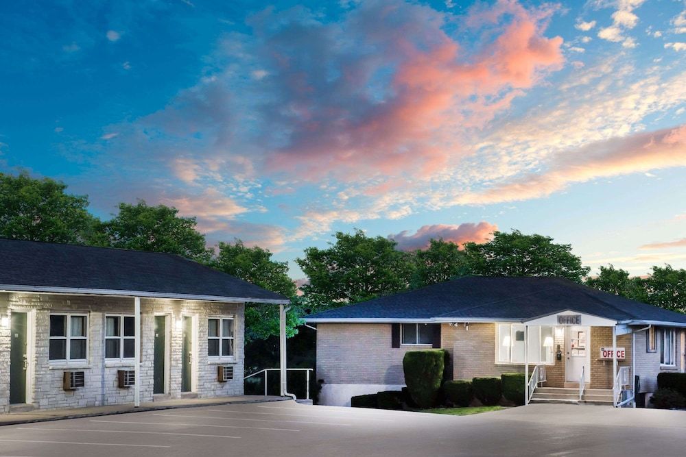 Knights Inn Pine Grove -1 étoiles à Pine Grove