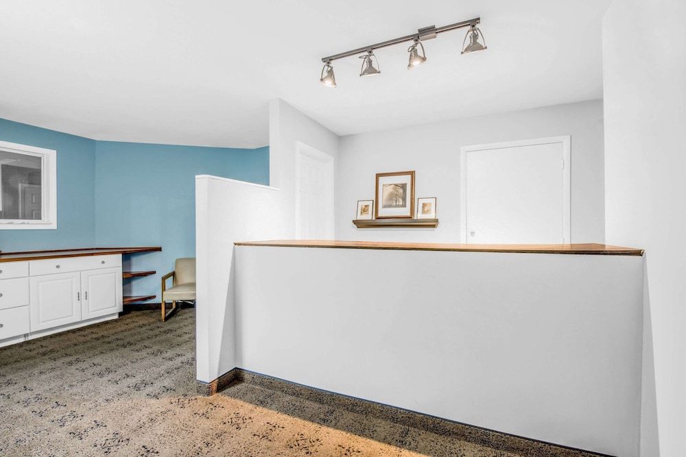 Knights Inn Pine Grove 3