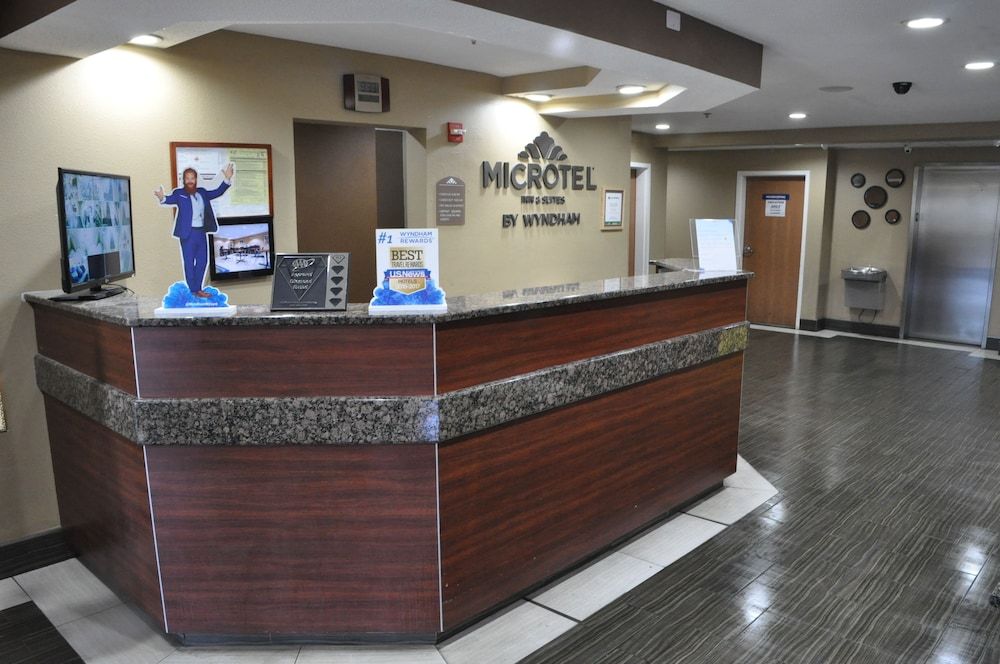 Microtel Inn & Suites by Wyndham Lithonia/Stone Mountain 2