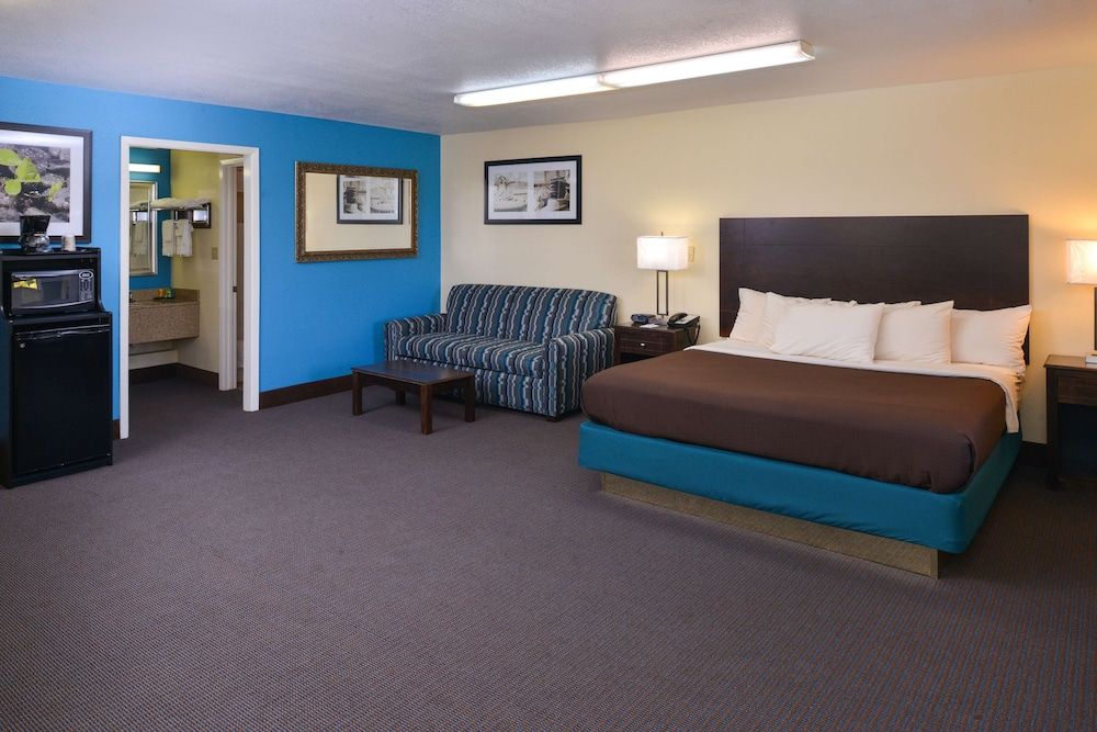 Americas Best Value Inn Batesville 3