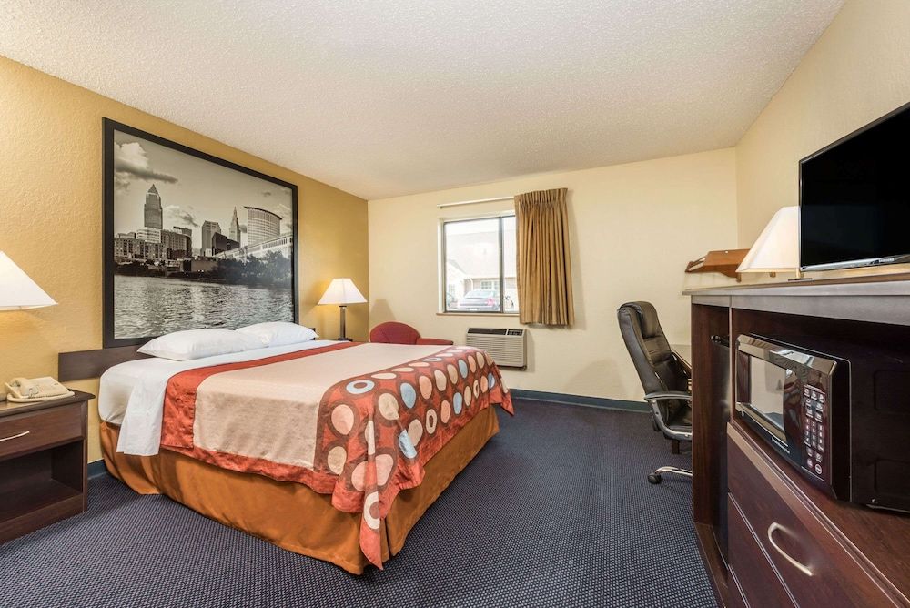 Super 8 by Wyndham Franklin/Middletown Area 3