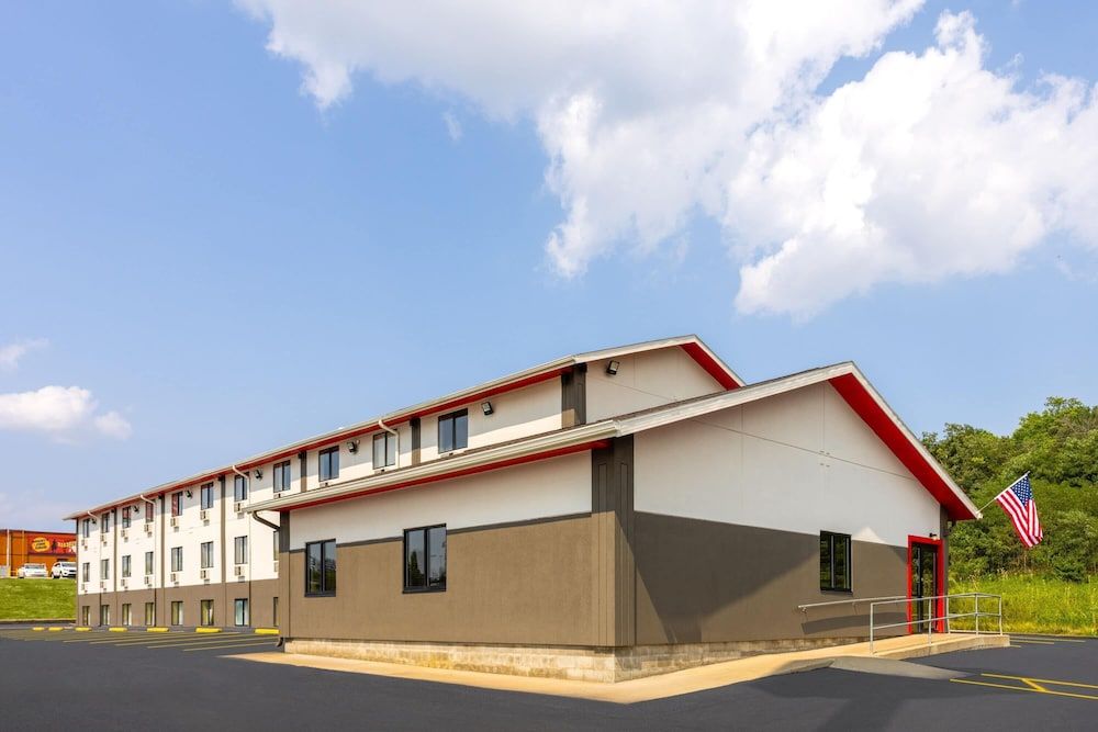 Super 8 by Wyndham St. Clairsville OH/Wheeling WV Area 2 estrelas em Saint Clairsville