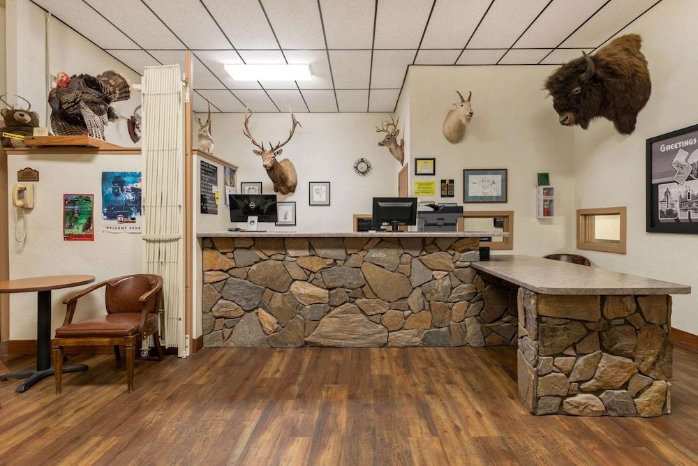 Super 8 by Wyndham Hill City/Mt Rushmore/ Area 2