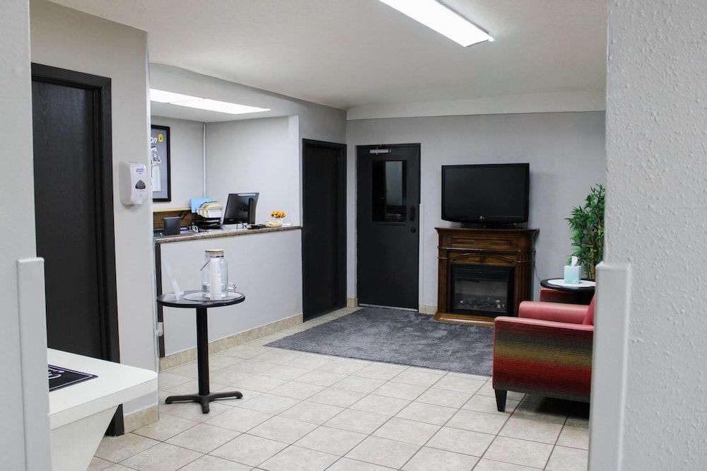 Super 8 by Wyndham Williston ND 2