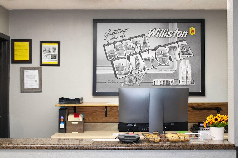 Super 8 by Wyndham Williston ND 3