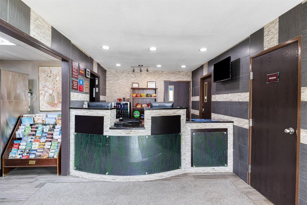 SureStay Plus Hotel by Best Western Kearney Liberty North 3