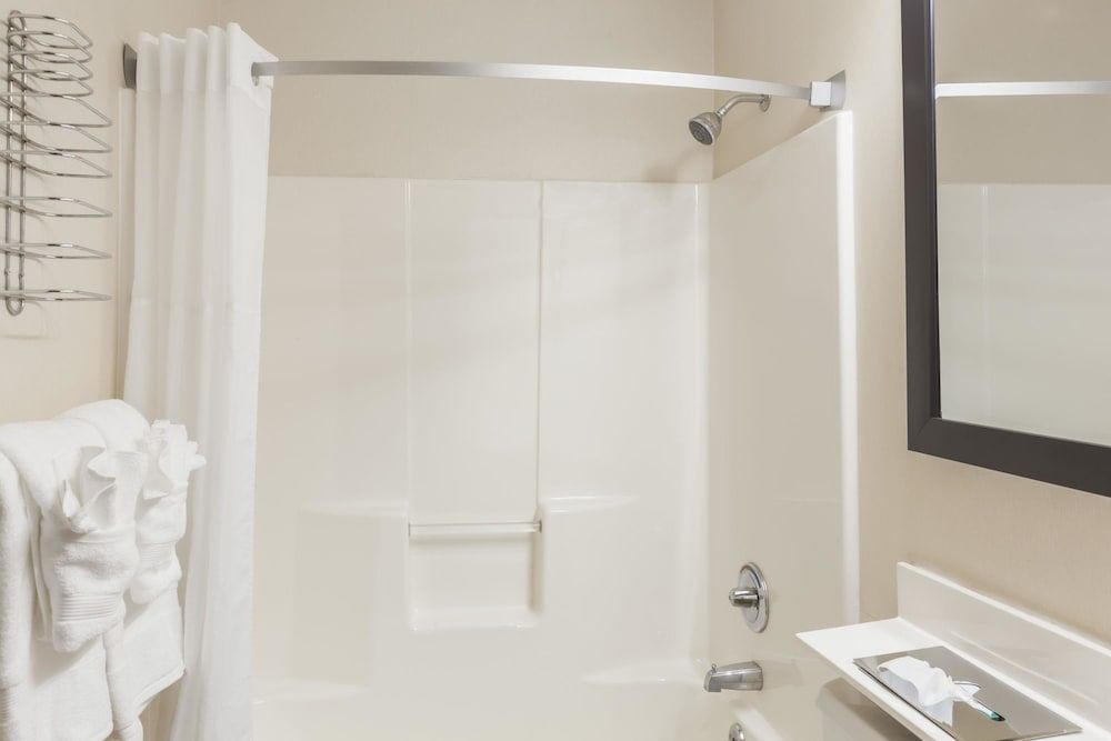 Super 8 by Wyndham Schenectady/Albany Area 3