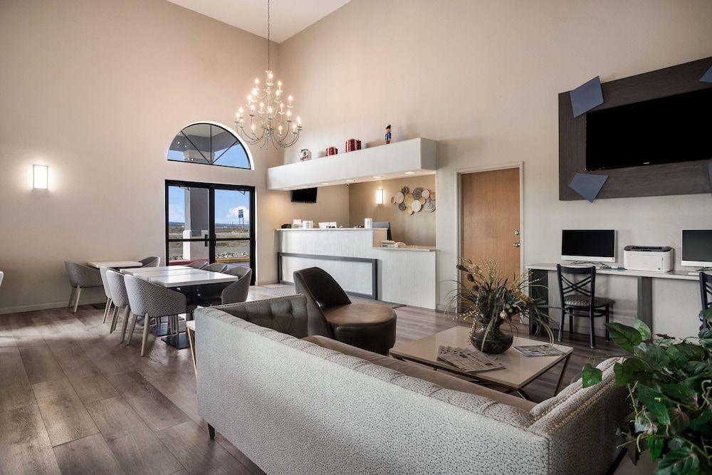 SureStay Hotel by Best Western Grants 3