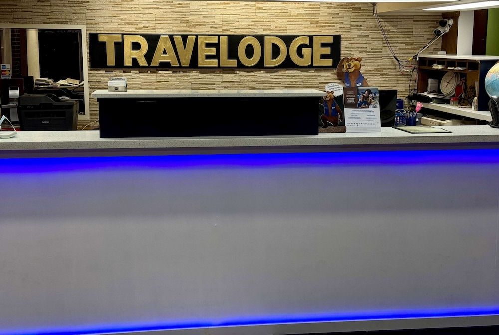 Travelodge by Wyndham Airport Platte City 2