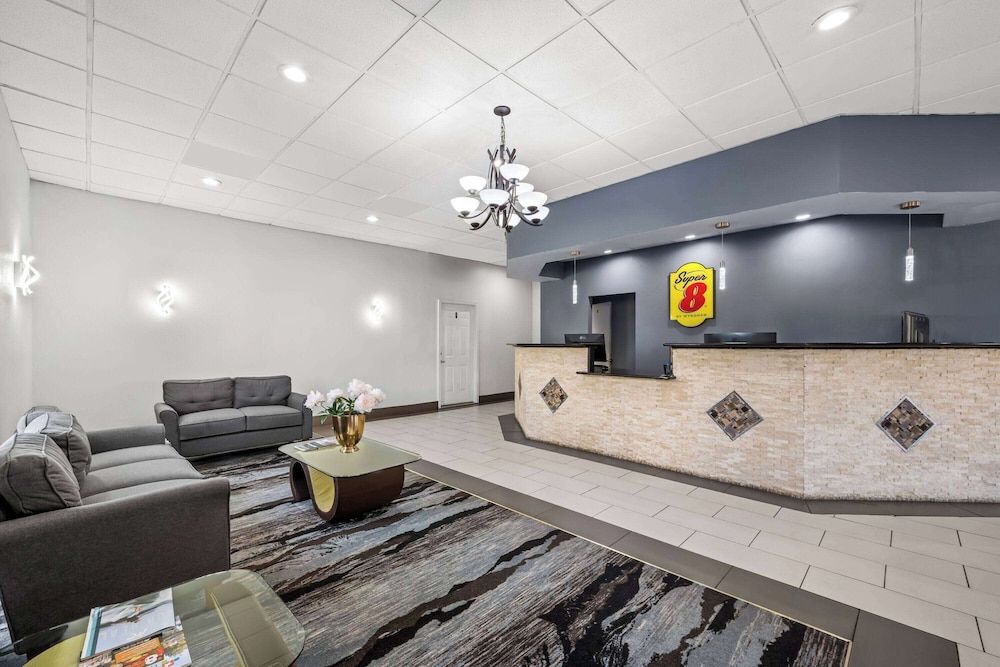 Super 8 by Wyndham Garysburg/Roanoke Rapids 2