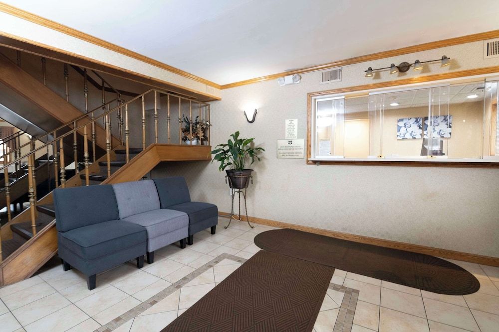 Knights Inn South Amboy 2