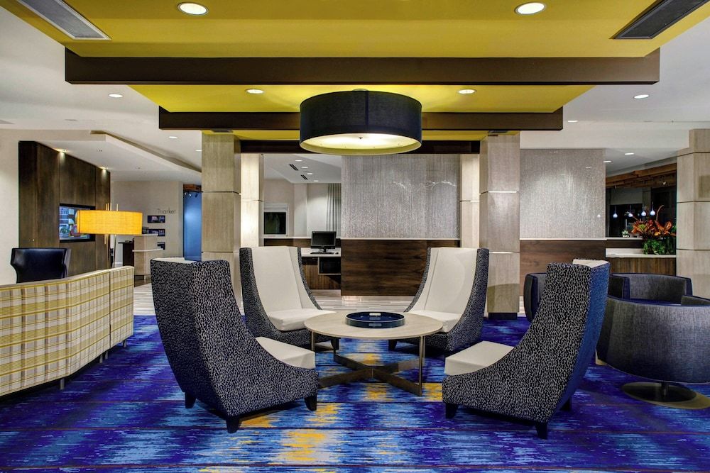 Courtyard Carrollton 3