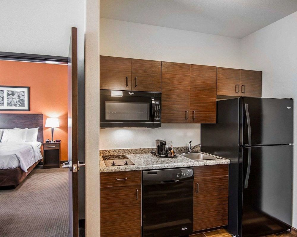 MainStay Suites Lufkin 3