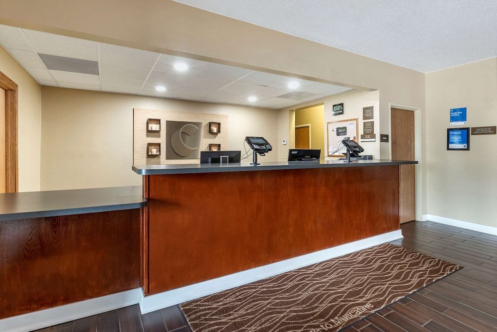 Comfort Inn Muscatine Near Hwy 6 2