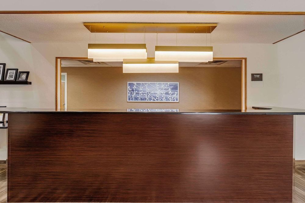 Sleep Inn & Suites Charles City Area 2