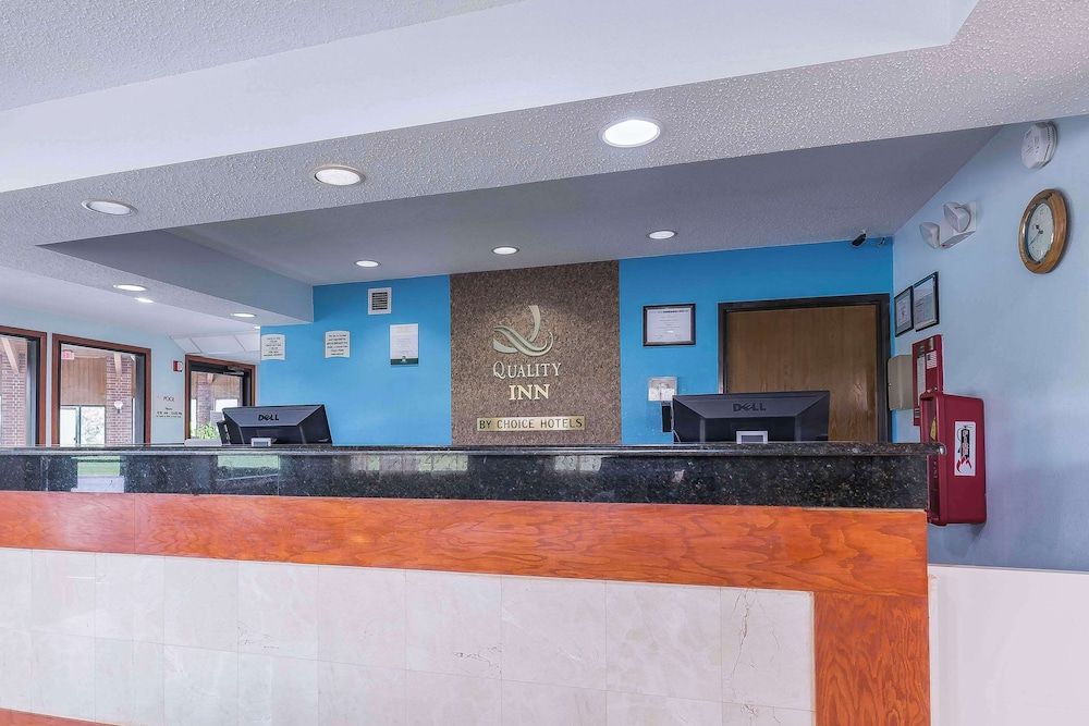 Quality Inn Sycamore - DeKalb 3