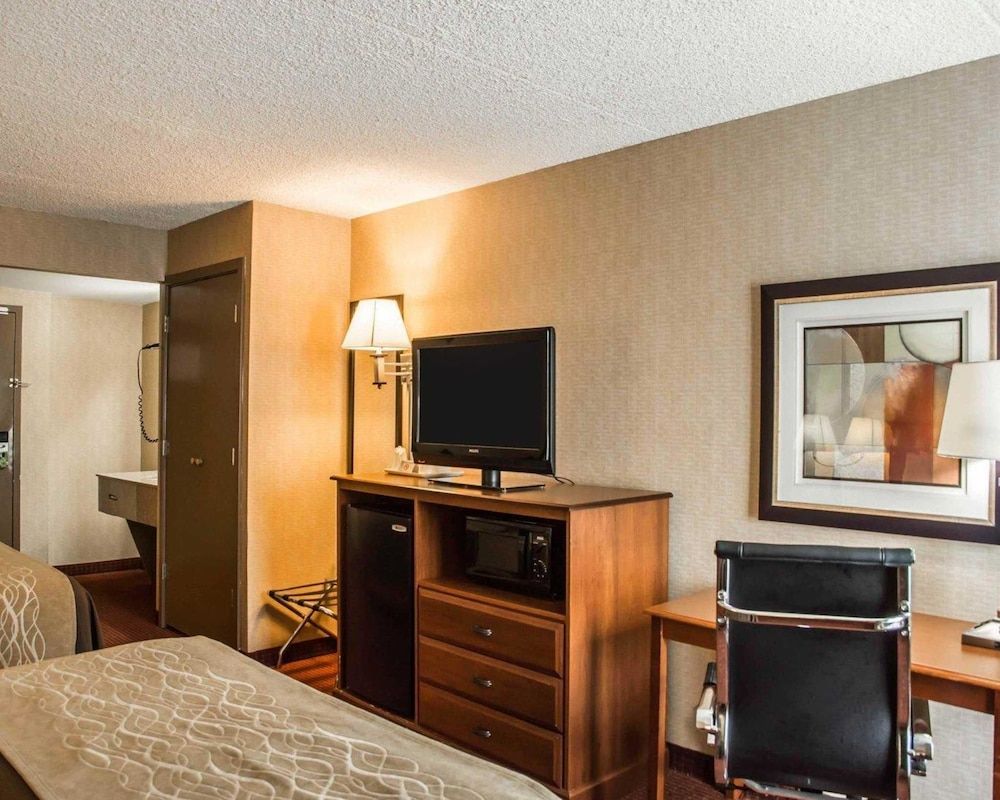 Quality Inn Springboro West 3