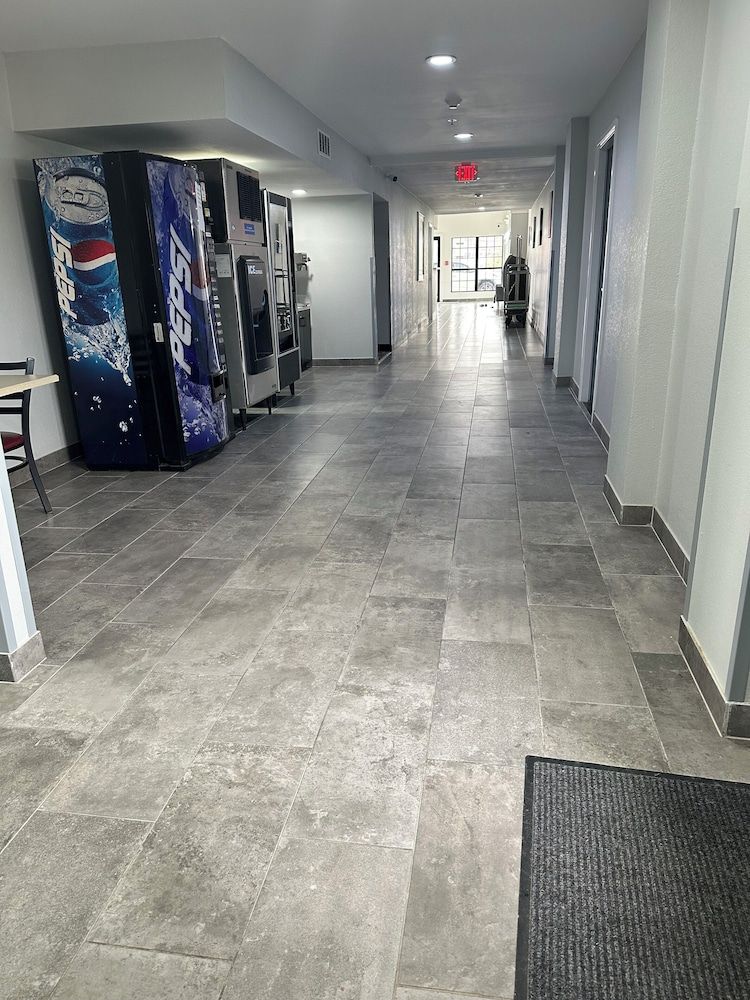 Studio 6 Claremore, OK 2