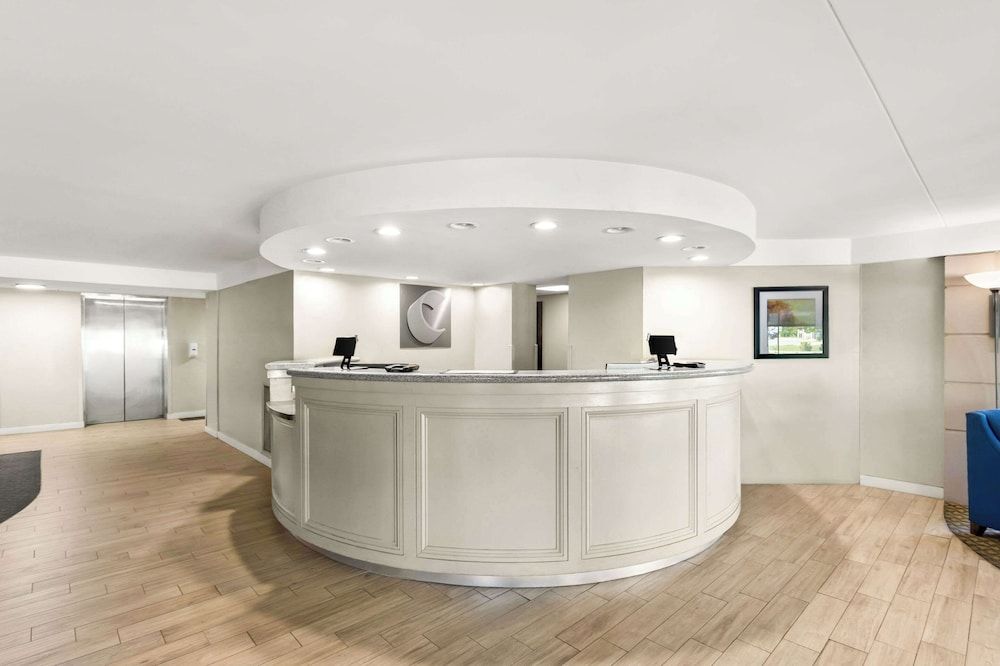 Comfort Inn White River Junction 2