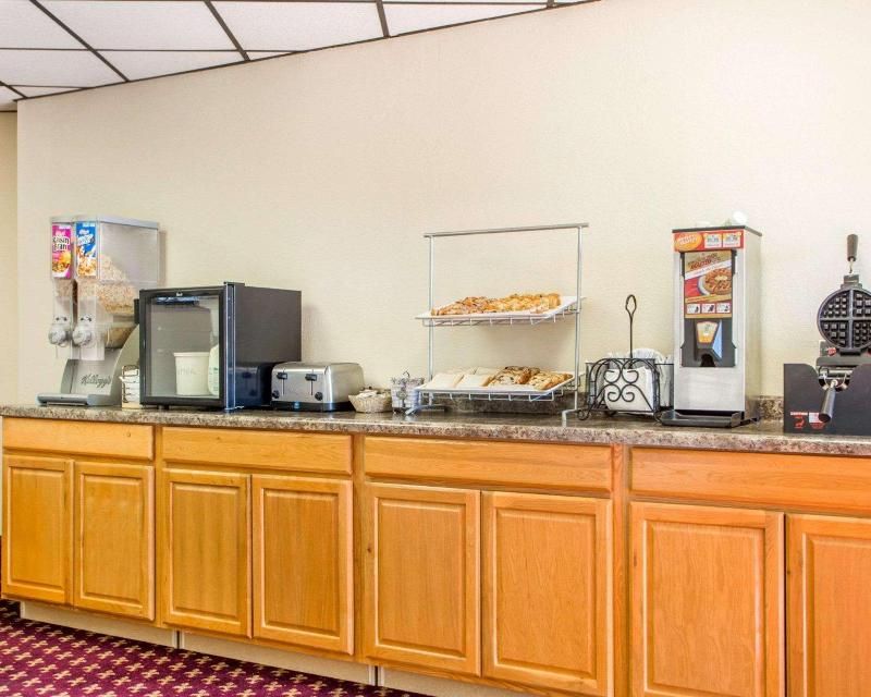University Inn of Stevens Point 2