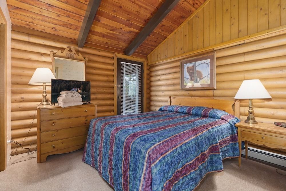 The Lodges at Breezy Point 3