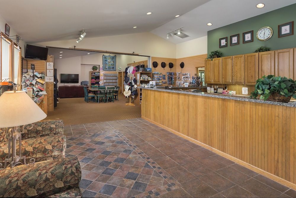 Whispering Woods Resort 2