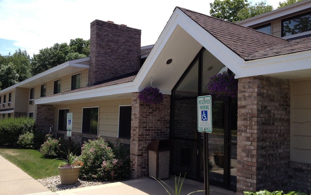 Boarders Inn & Suites by Cobblestone Hotels - Ripon 2 estrelas em Ripon