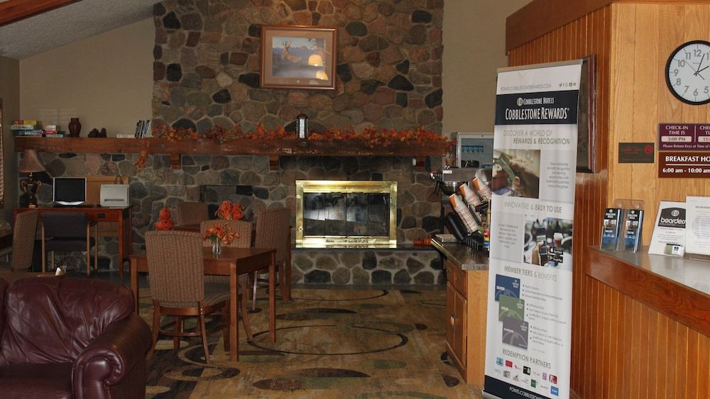 Boarders Inn & Suites by Cobblestone Hotels - Ripon 3