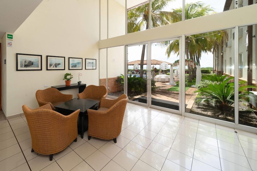 Comfort Inn Real La Union 2