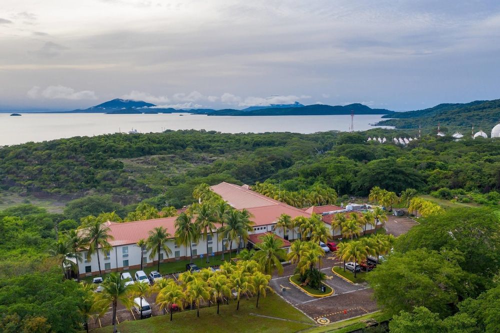 Comfort Inn Real La Union 4 estrellas en La Unión