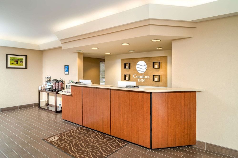 Comfort Inn Grundy 2