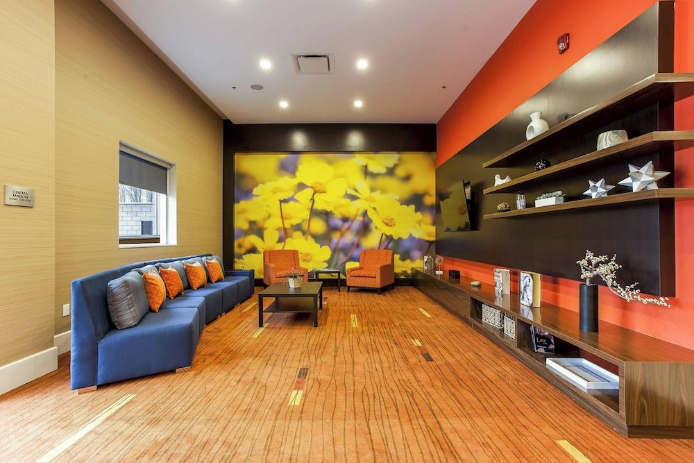 Courtyard by Marriott Montreal West Island/Baie D'Urfe 3