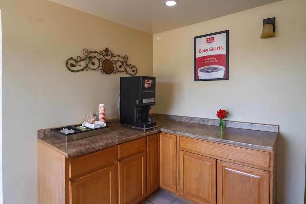 Rodeway Inn Jeffersonville - Washington Court House 3